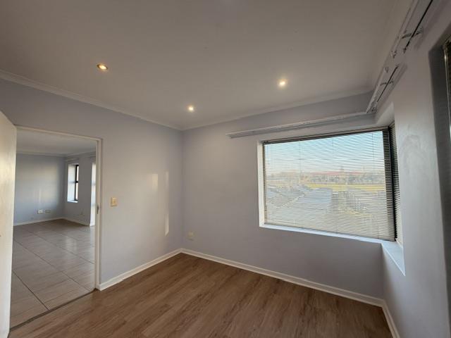 To Let 2 Bedroom Property for Rent in Observatory Western Cape